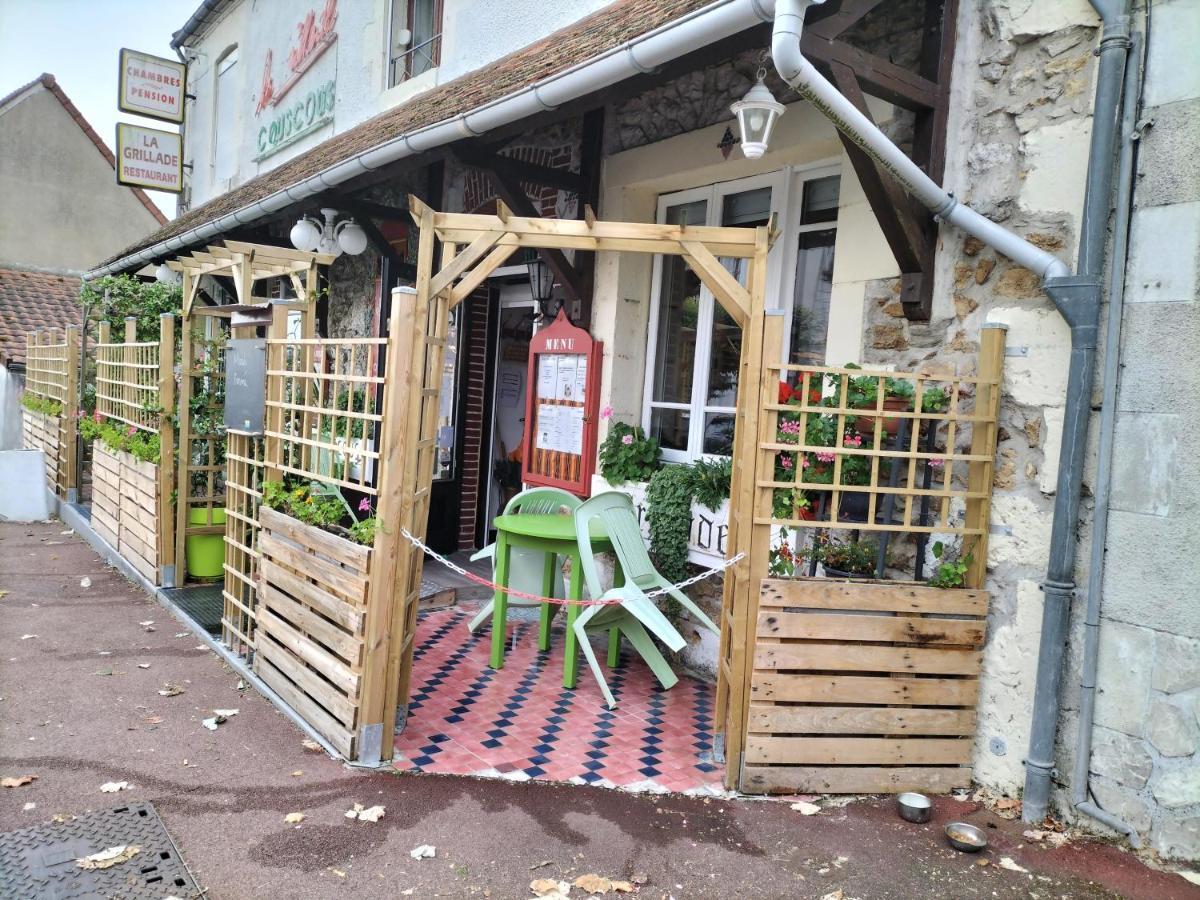 Hotel Marie-Claire la grillade Briare Exterior foto